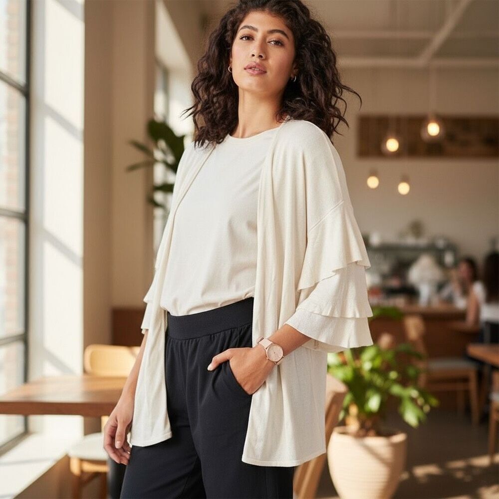 Belle & Sky Cream Tiered Sleeve Light Weight‎ Cardigan Size Small
